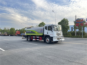 東風D9-15噸多功能灑水車 東風D9-15噸多功能灑水車